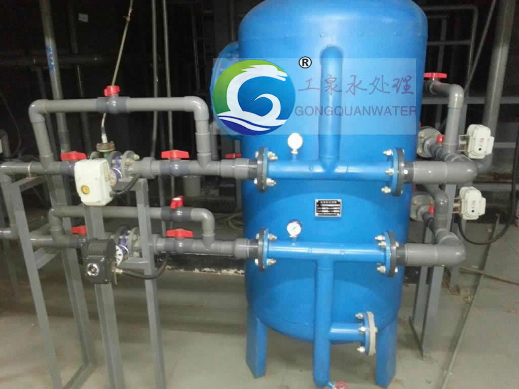 山西两渡镇锰砂过滤器安装现场